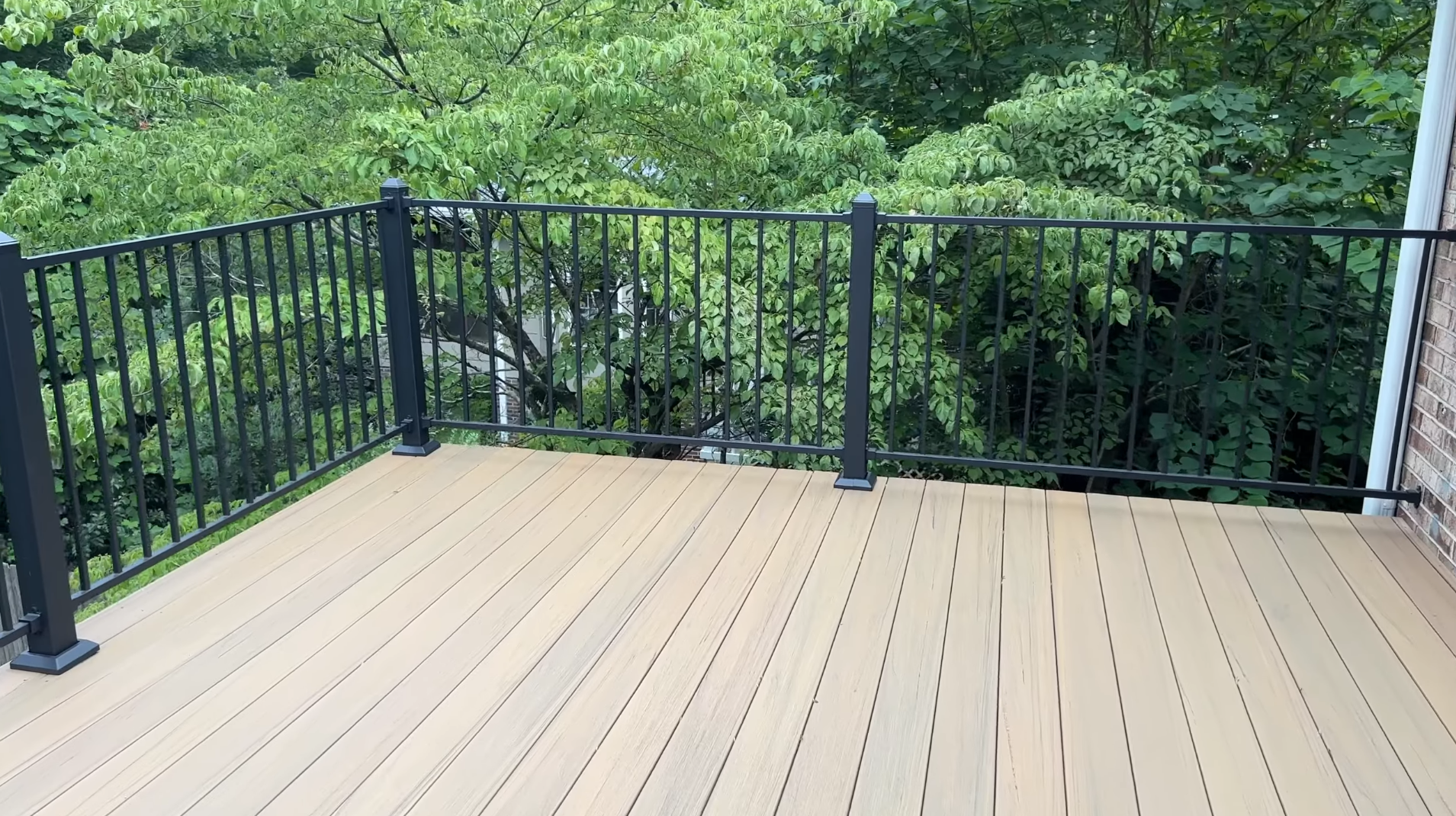 Fortress Fe26 Iron Railing